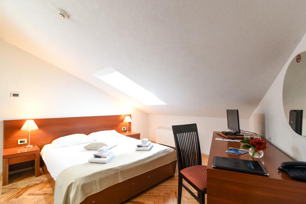 Hotel Park Lovran Ngoại thất bức ảnh